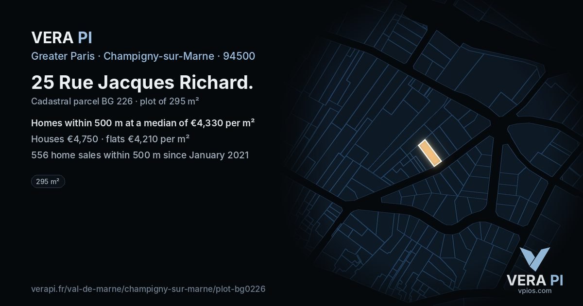 25 Rue Jacques Richard, Champigny-sur-Marne at night – the plot lit, the parcels around coloured by the prices near them