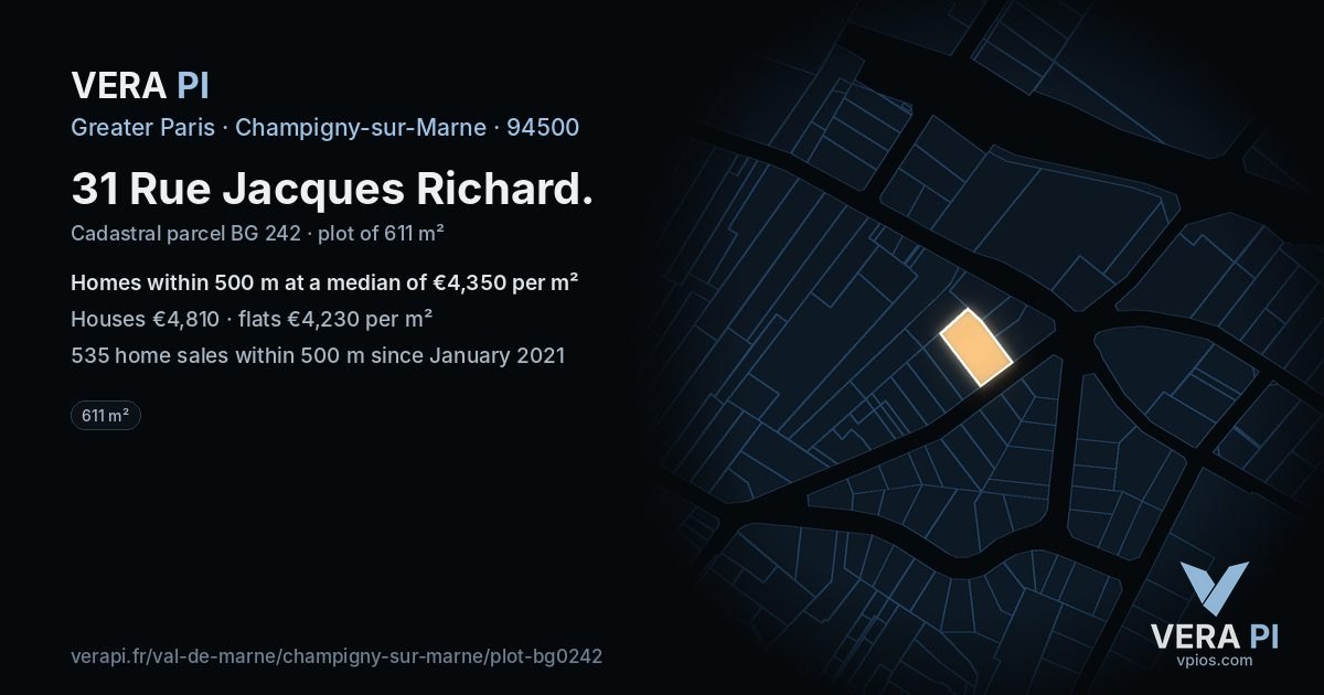 31 Rue Jacques Richard, Champigny-sur-Marne at night – the plot lit, the parcels around coloured by the prices near them