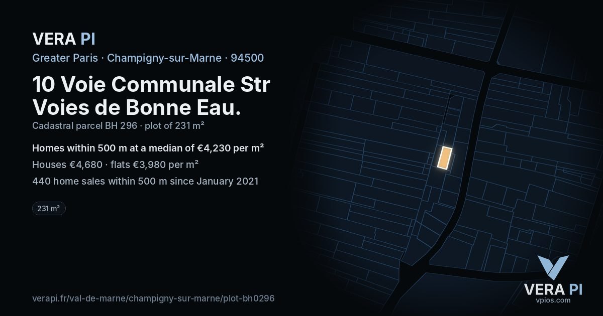 10 Voie Communale Str Voies de Bonne Eau, Champigny-sur-Marne at night – the plot lit, the parcels around coloured by the prices near them