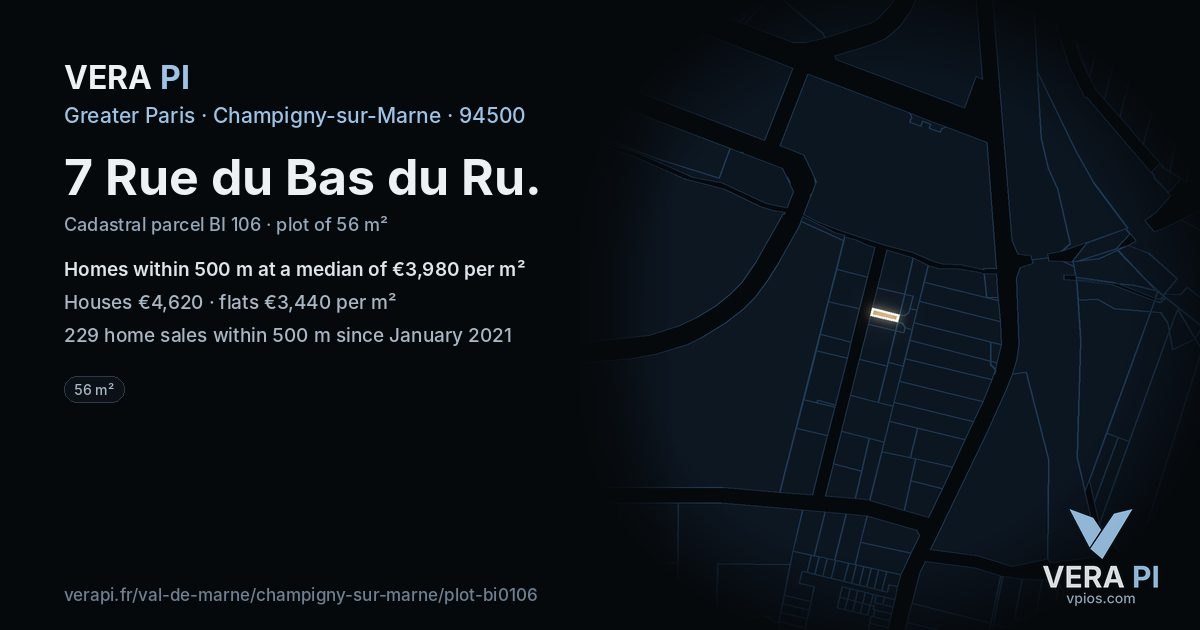 7 Rue du Bas du Ru, Champigny-sur-Marne at night – the plot lit, the parcels around coloured by the prices near them