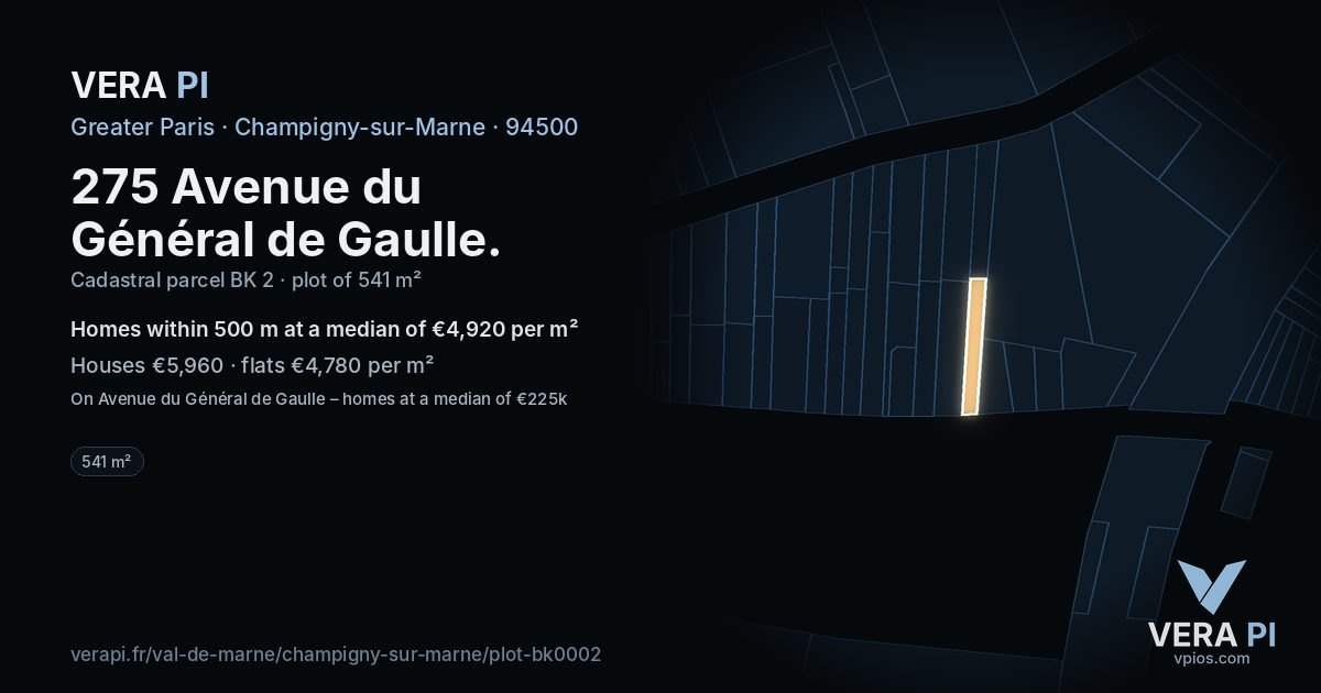 275 Avenue du Général de Gaulle, Champigny-sur-Marne at night – the plot lit, the parcels around coloured by the prices near them