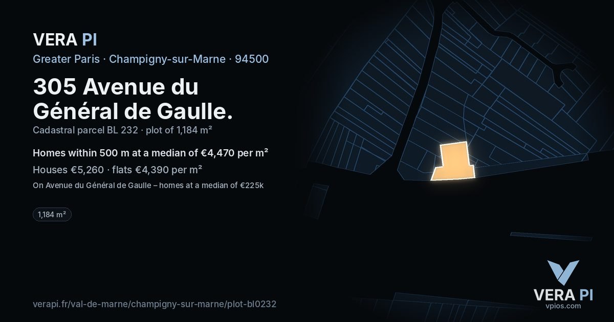 305 Avenue du Général de Gaulle, Champigny-sur-Marne at night – the plot lit, the parcels around coloured by the prices near them