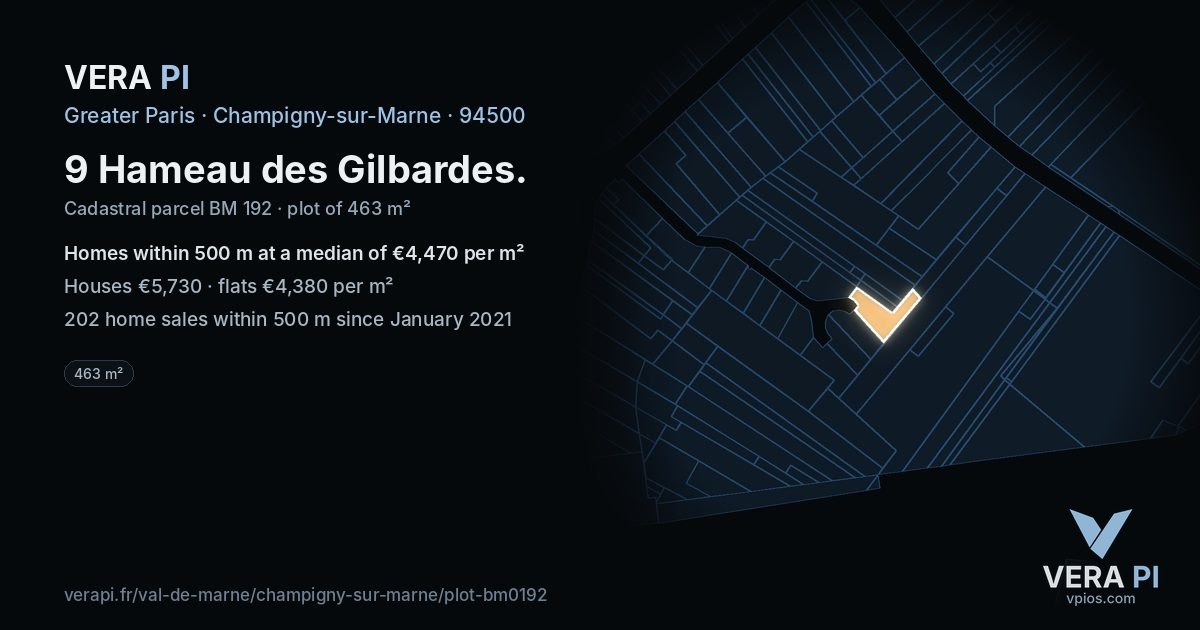 9 Hameau des Gilbardes, Champigny-sur-Marne at night – the plot lit, the parcels around coloured by the prices near them