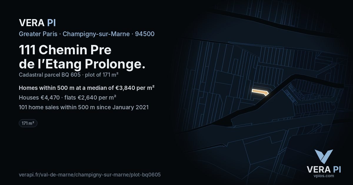 111 Chemin Pre de l’Etang Prolonge, Champigny-sur-Marne at night – the plot lit, the parcels around coloured by the prices near them