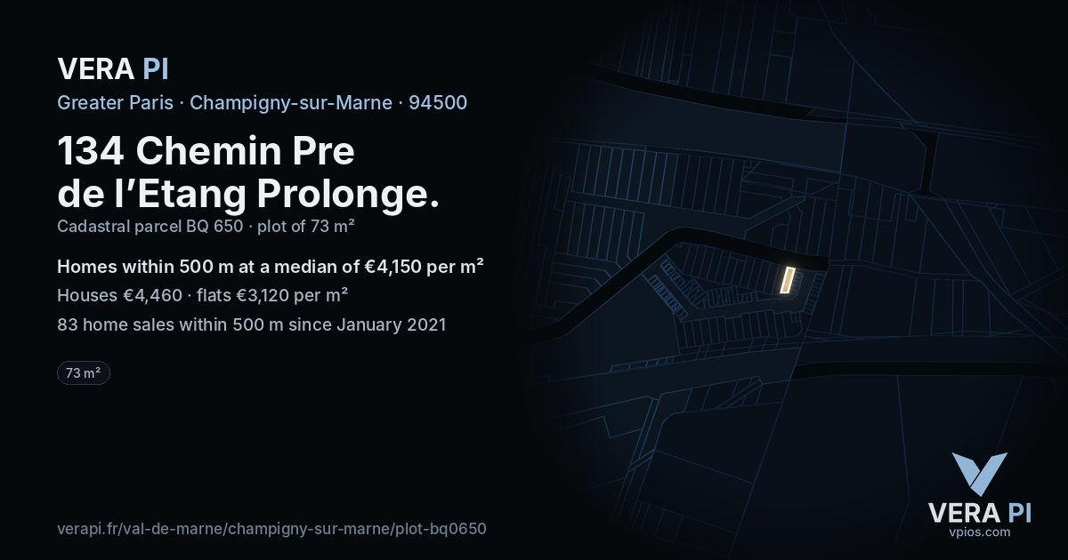 134 Chemin Pre de l’Etang Prolonge, Champigny-sur-Marne at night – the plot lit, the parcels around coloured by the prices near them