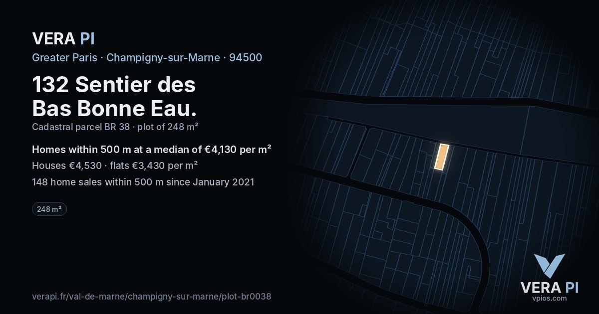 132 Sentier des Bas Bonne Eau, Champigny-sur-Marne at night – the plot lit, the parcels around coloured by the prices near them