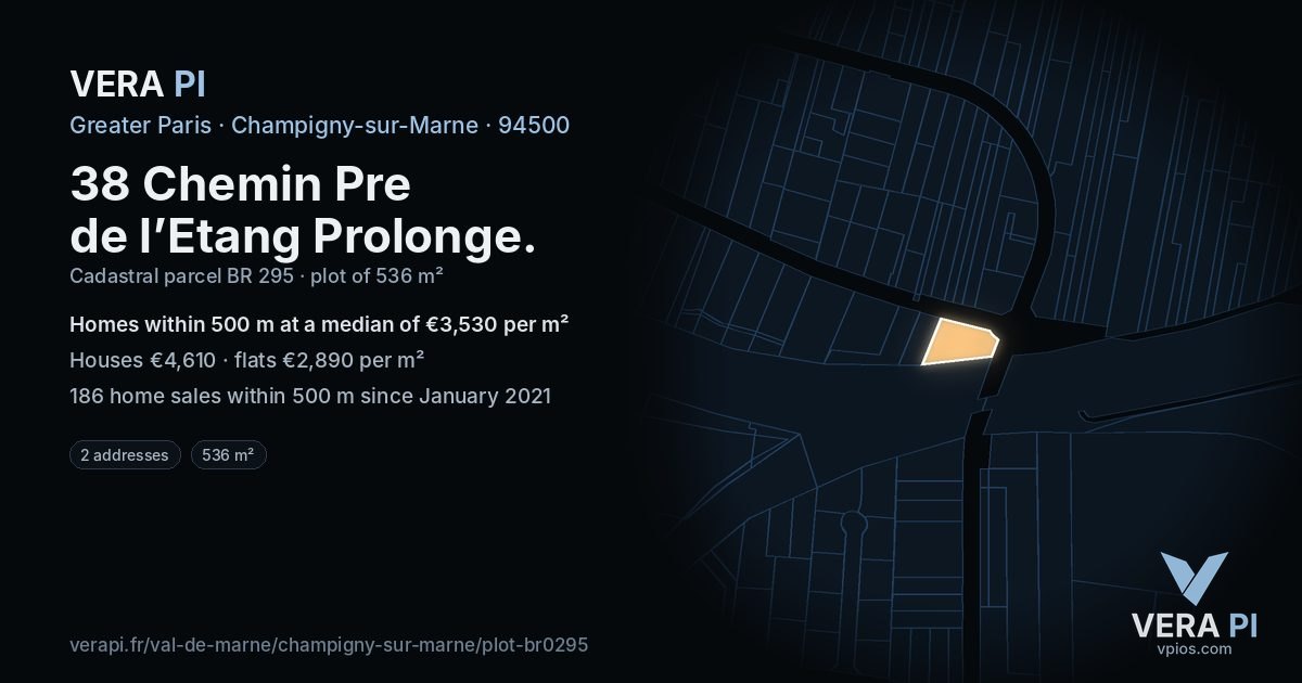 38 Chemin Pre de l’Etang Prolonge, Champigny-sur-Marne at night – the plot lit, the parcels around coloured by the prices near them