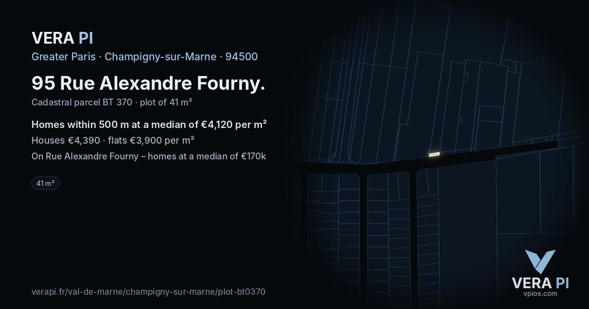 95 Rue Alexandre Fourny, Champigny-sur-Marne at night – the plot lit, the parcels around coloured by the prices near them