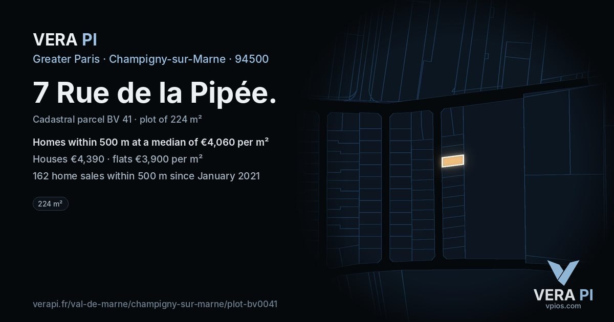 7 Rue de la Pipée, Champigny-sur-Marne at night – the plot lit, the parcels around coloured by the prices near them