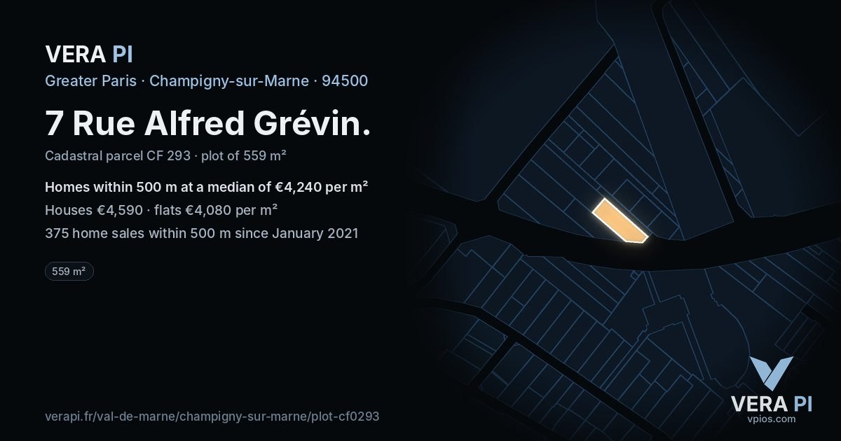7 Rue Alfred Grévin, Champigny-sur-Marne at night – the plot lit, the parcels around coloured by the prices near them