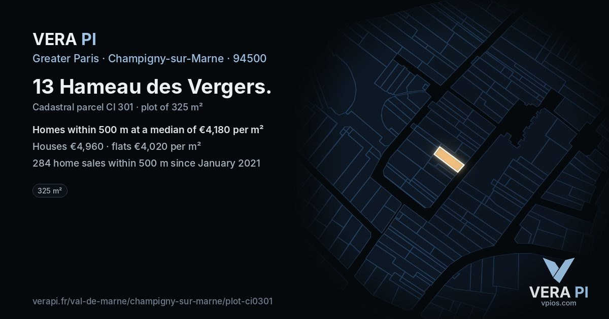 13 Hameau des Vergers, Champigny-sur-Marne at night – the plot lit, the parcels around coloured by the prices near them