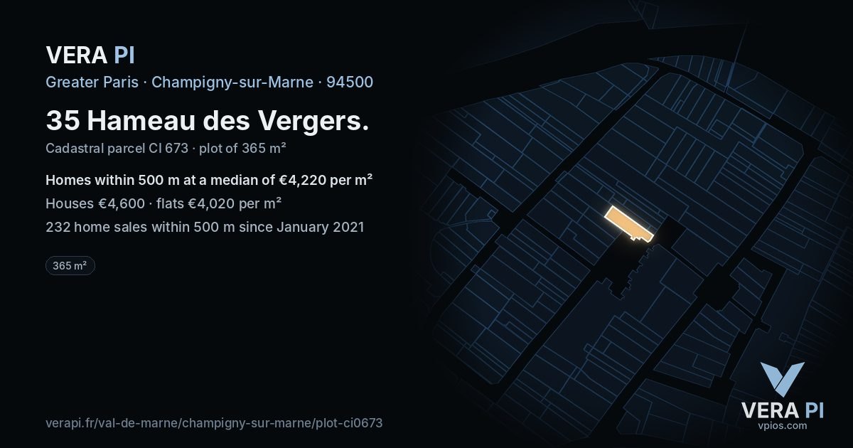 35 Hameau des Vergers, Champigny-sur-Marne at night – the plot lit, the parcels around coloured by the prices near them