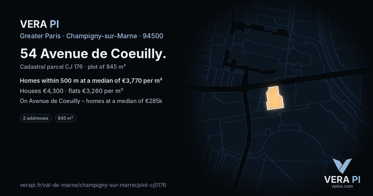 54 Avenue de Coeuilly, Champigny-sur-Marne at night – the plot lit, the parcels around coloured by the prices near them