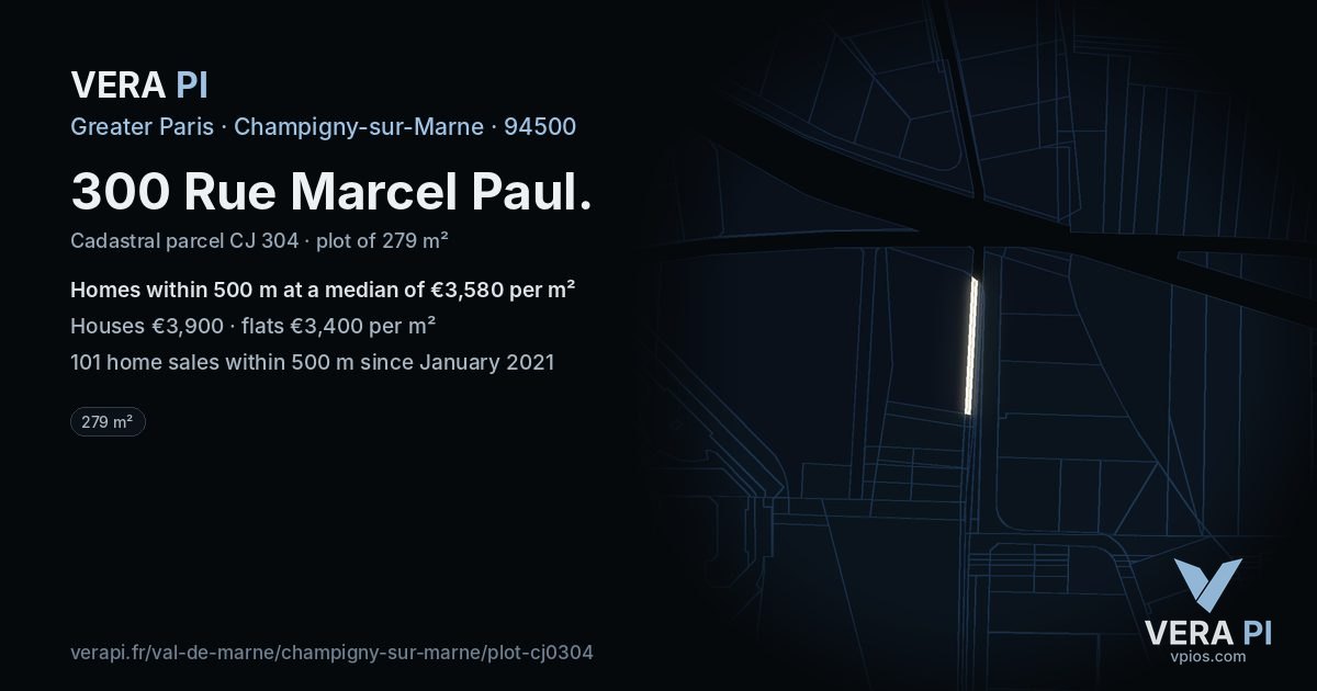 300 Rue Marcel Paul, Champigny-sur-Marne at night – the plot lit, the parcels around coloured by the prices near them