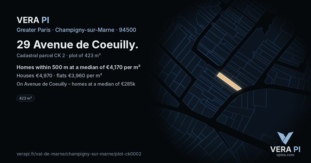 29 Avenue de Coeuilly, Champigny-sur-Marne at night – the plot lit, the parcels around coloured by the prices near them