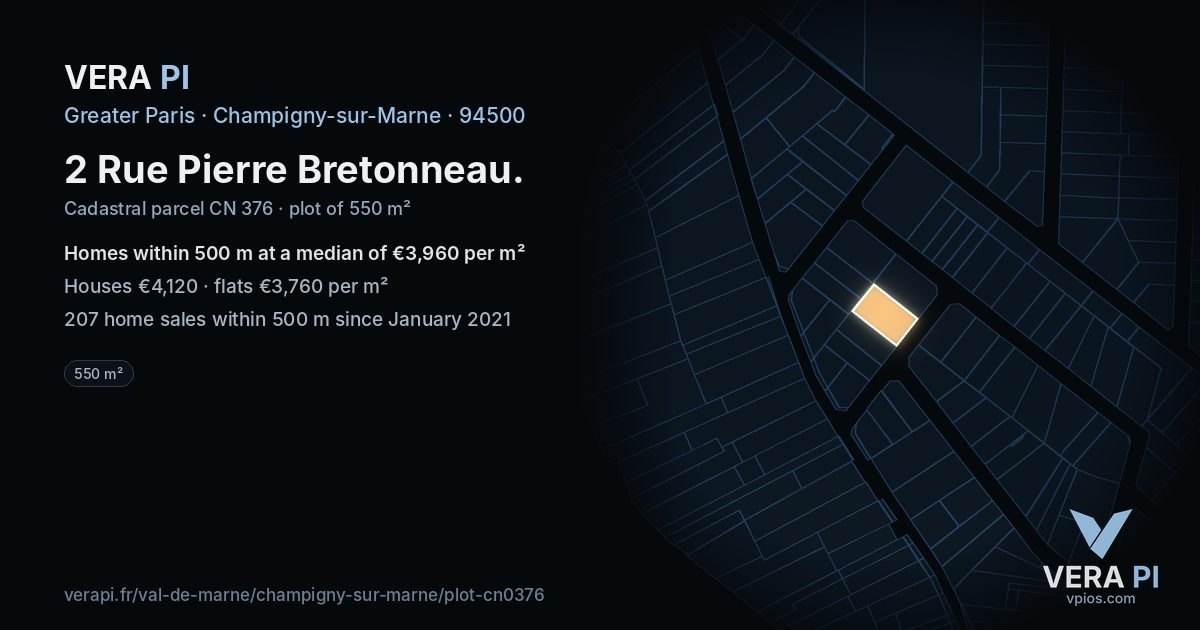 2 Rue Pierre Bretonneau, Champigny-sur-Marne at night – the plot lit, the parcels around coloured by the prices near them
