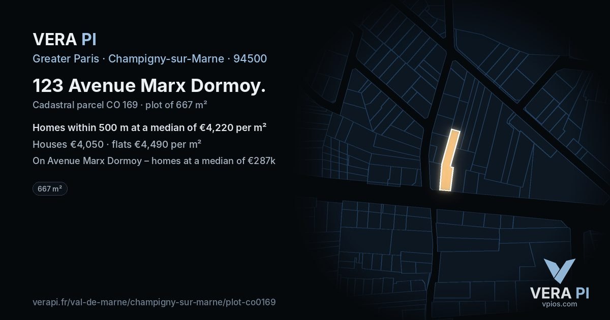 123 Avenue Marx Dormoy, Champigny-sur-Marne at night – the plot lit, the parcels around coloured by the prices near them