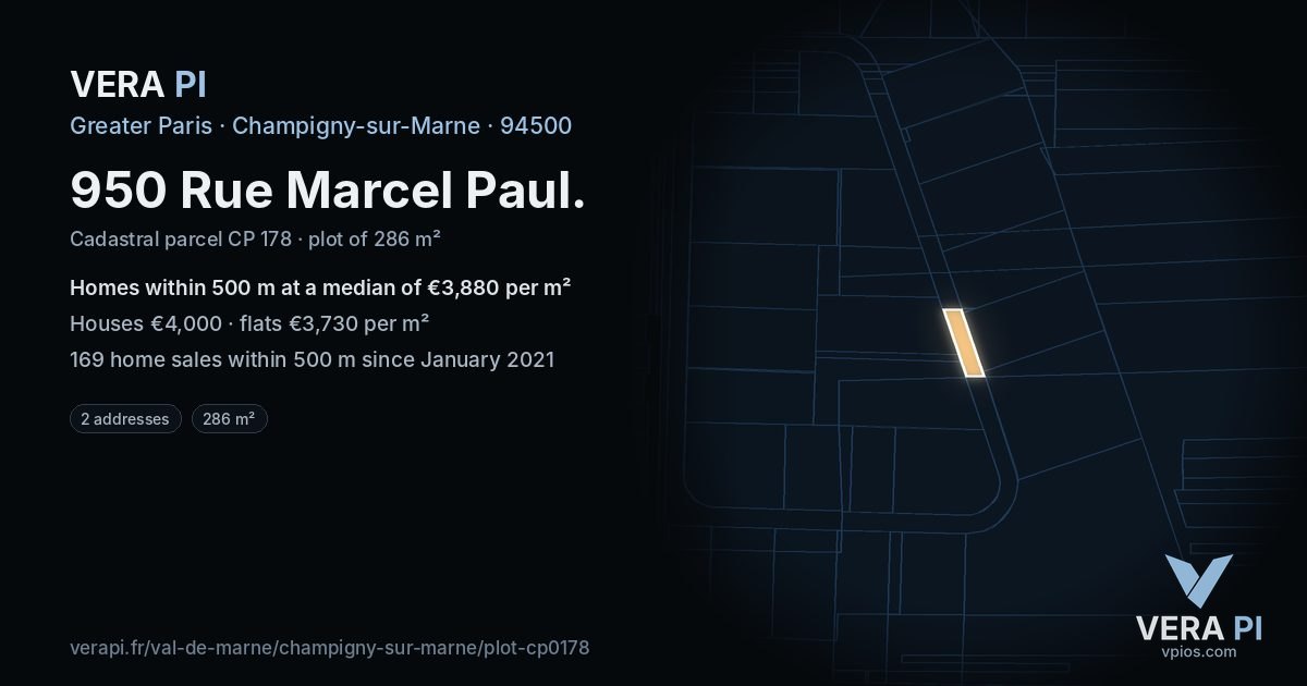 950 Rue Marcel Paul, Champigny-sur-Marne at night – the plot lit, the parcels around coloured by the prices near them