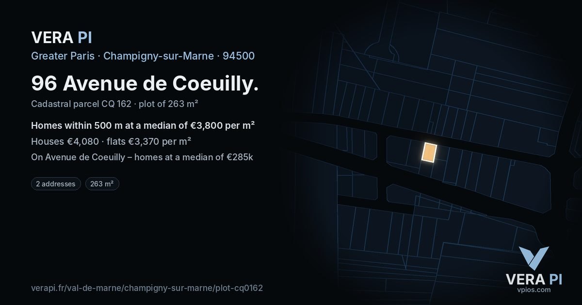 96 Avenue de Coeuilly, Champigny-sur-Marne at night – the plot lit, the parcels around coloured by the prices near them