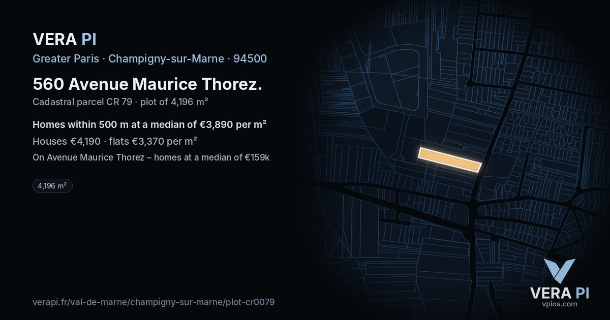 560 Avenue Maurice Thorez, Champigny-sur-Marne at night – the plot lit, the parcels around coloured by the prices near them
