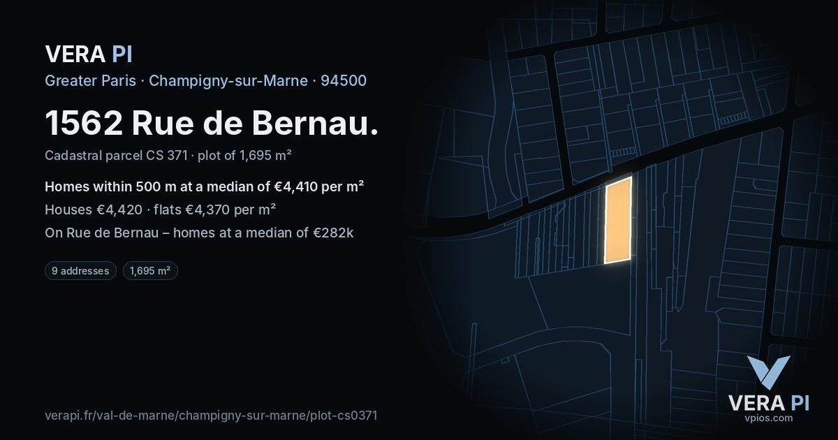 1562 Rue de Bernau, Champigny-sur-Marne at night – the plot lit, the parcels around coloured by the prices near them
