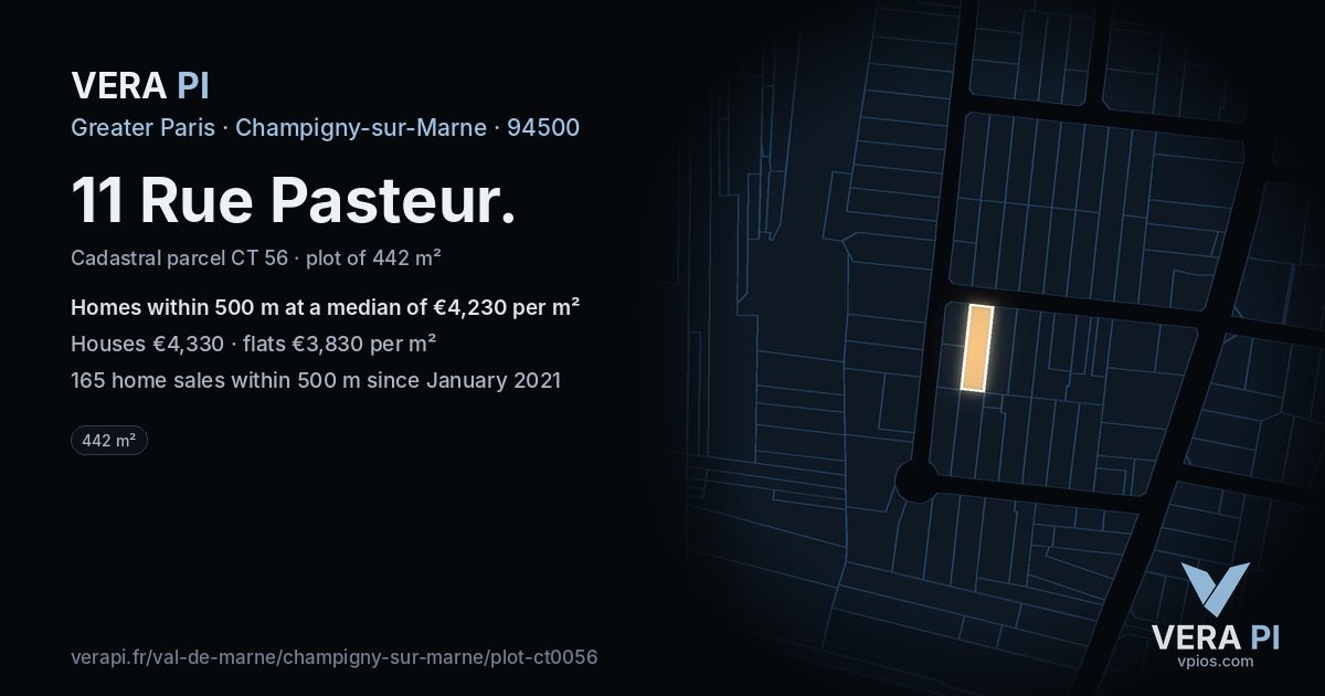 11 Rue Pasteur, Champigny-sur-Marne at night – the plot lit, the parcels around coloured by the prices near them