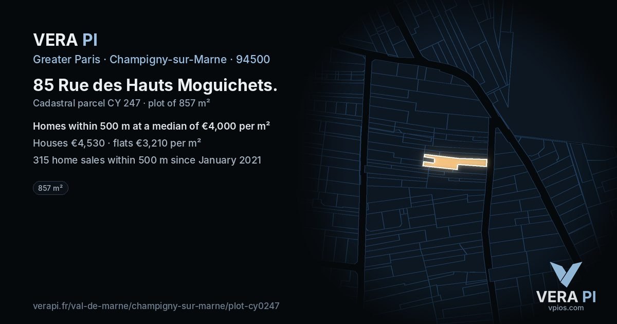 85 Rue des Hauts Moguichets, Champigny-sur-Marne at night – the plot lit, the parcels around coloured by the prices near them