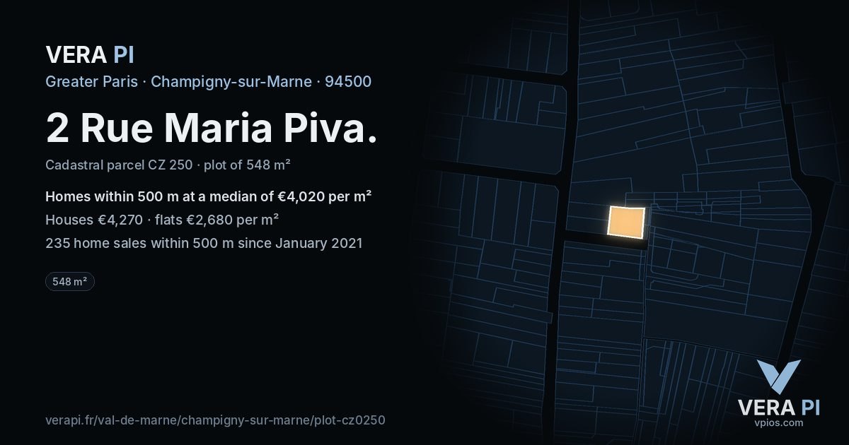 2 Rue Maria Piva, Champigny-sur-Marne at night – the plot lit, the parcels around coloured by the prices near them