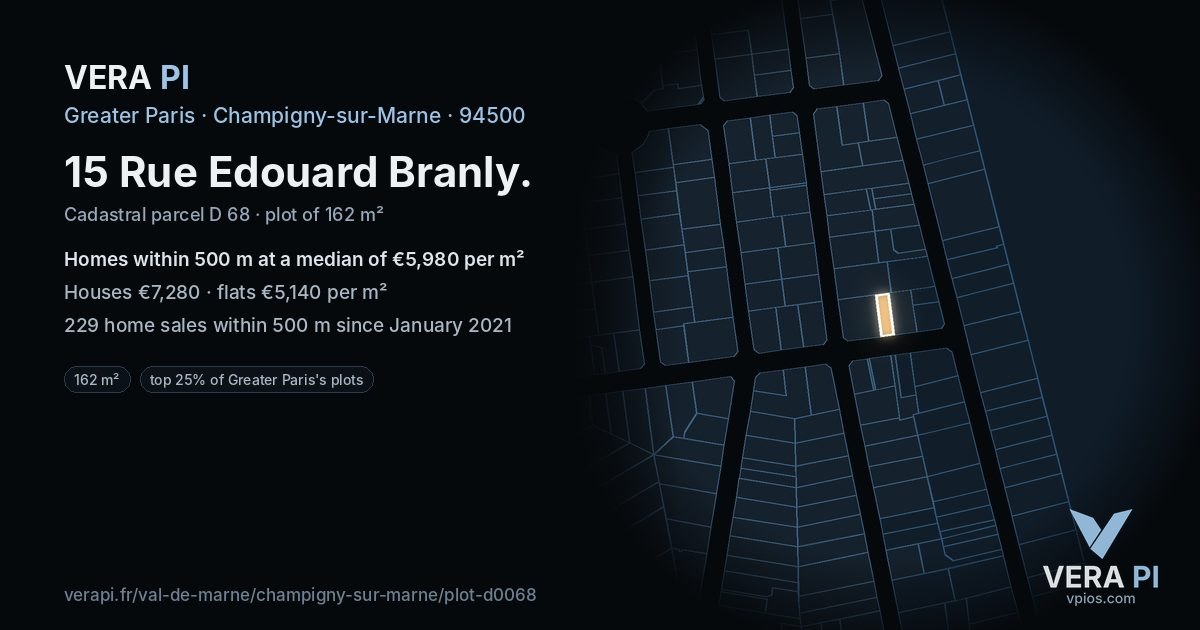 15 Rue Edouard Branly, Champigny-sur-Marne at night – the plot lit, the parcels around coloured by the prices near them
