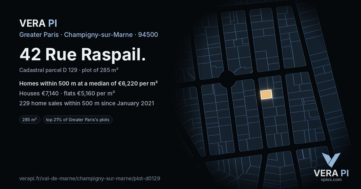 42 Rue Raspail, Champigny-sur-Marne at night – the plot lit, the parcels around coloured by the prices near them