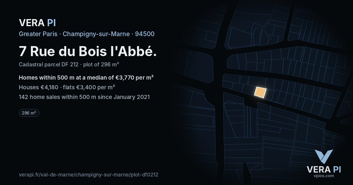 7 Rue du Bois l'Abbé, Champigny-sur-Marne at night – the plot lit, the parcels around coloured by the prices near them