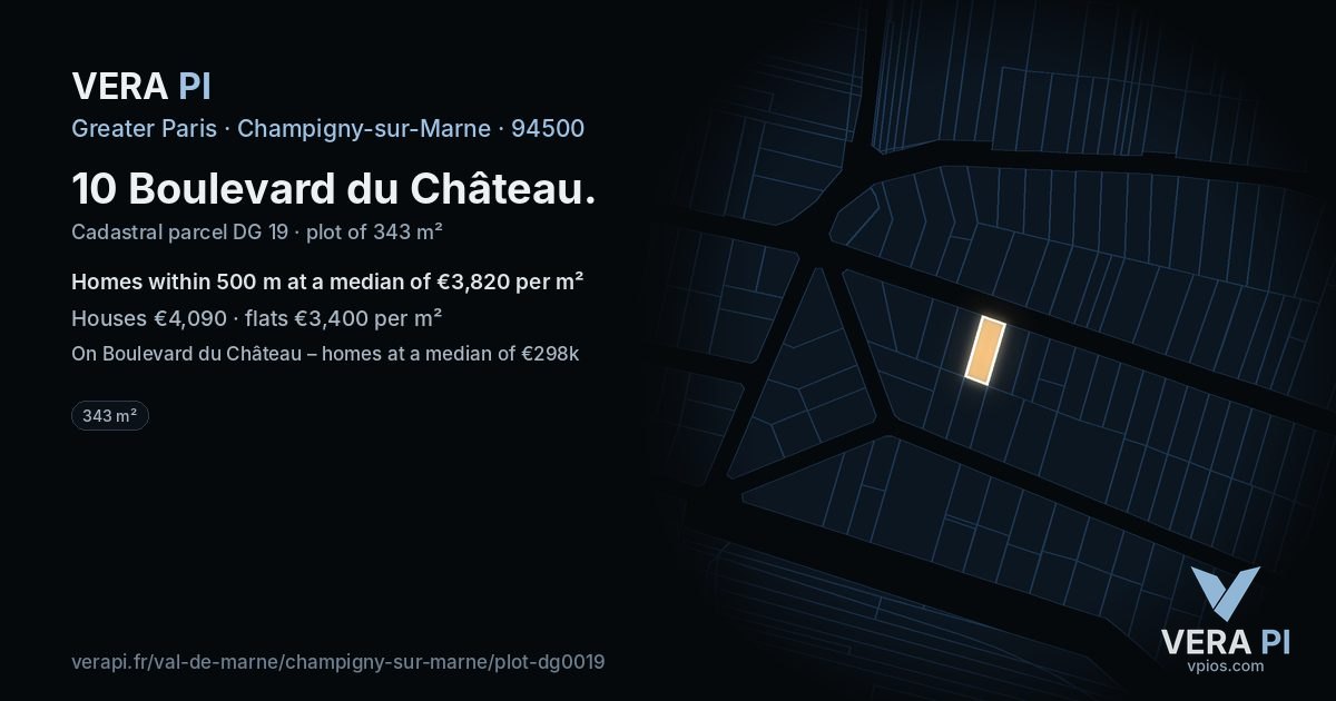 10 Boulevard du Château, Champigny-sur-Marne at night – the plot lit, the parcels around coloured by the prices near them