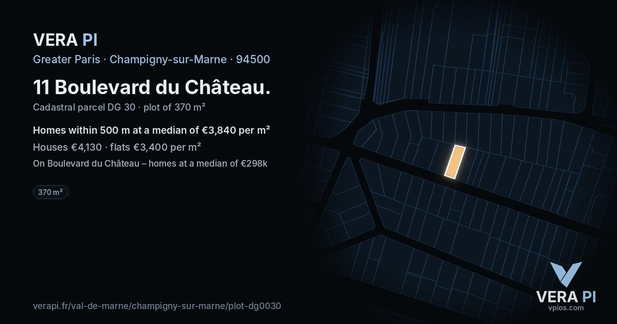 11 Boulevard du Château, Champigny-sur-Marne at night – the plot lit, the parcels around coloured by the prices near them