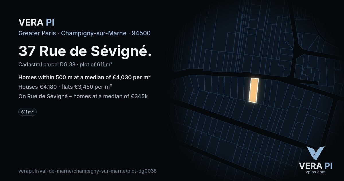 37 Rue de Sévigné, Champigny-sur-Marne at night – the plot lit, the parcels around coloured by the prices near them