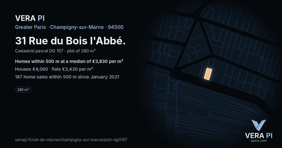 31 Rue du Bois l'Abbé, Champigny-sur-Marne at night – the plot lit, the parcels around coloured by the prices near them