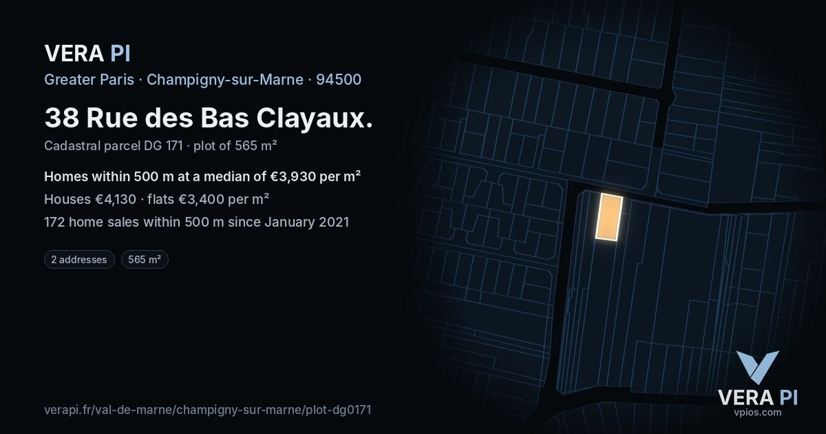 38 Rue des Bas Clayaux, Champigny-sur-Marne at night – the plot lit, the parcels around coloured by the prices near them