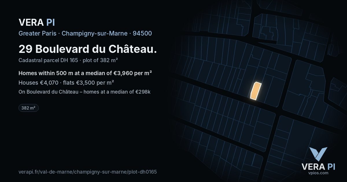 29 Boulevard du Château, Champigny-sur-Marne at night – the plot lit, the parcels around coloured by the prices near them