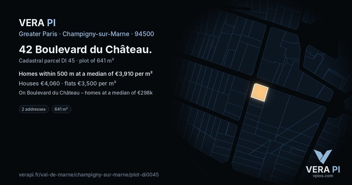 42 Boulevard du Château, Champigny-sur-Marne at night – the plot lit, the parcels around coloured by the prices near them