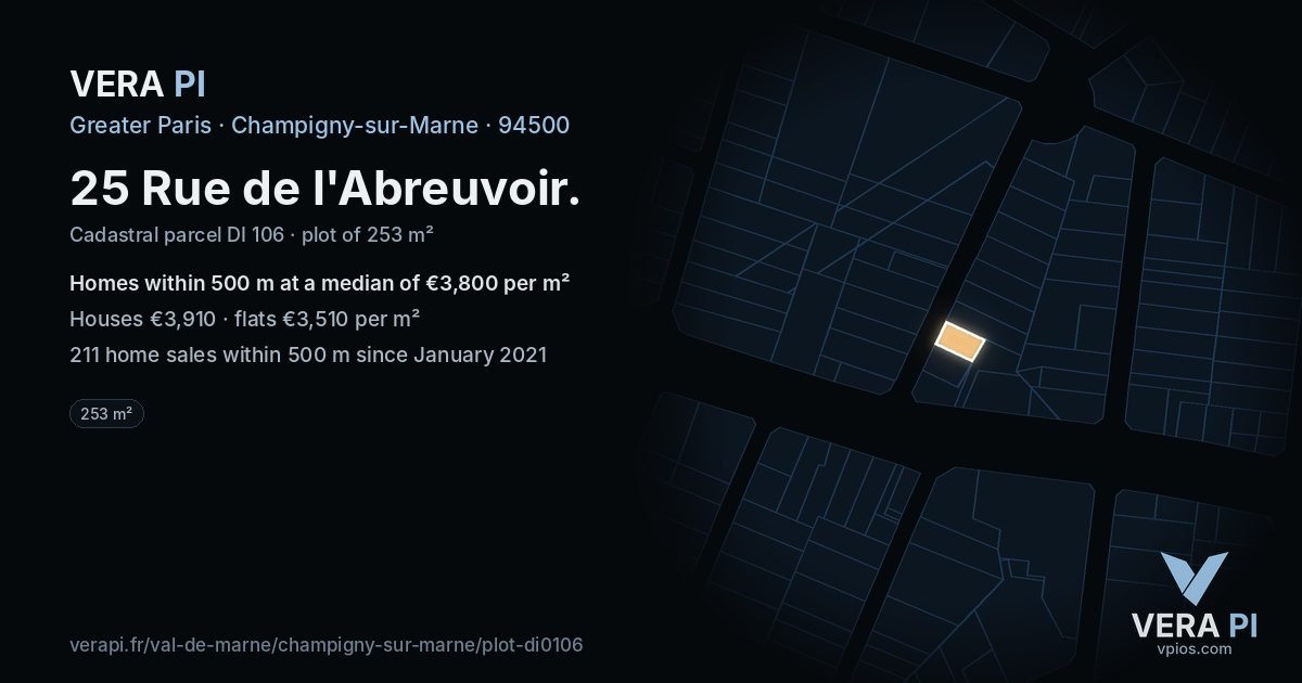 25 Rue de l'Abreuvoir, Champigny-sur-Marne at night – the plot lit, the parcels around coloured by the prices near them