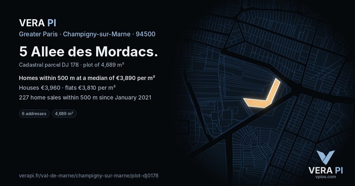 5 Allee des Mordacs, Champigny-sur-Marne at night – the plot lit, the parcels around coloured by the prices near them