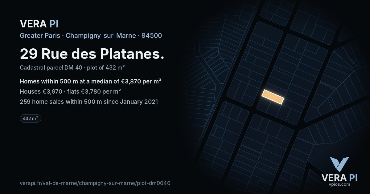 29 Rue des Platanes, Champigny-sur-Marne at night – the plot lit, the parcels around coloured by the prices near them