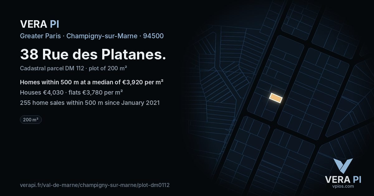38 Rue des Platanes, Champigny-sur-Marne at night – the plot lit, the parcels around coloured by the prices near them