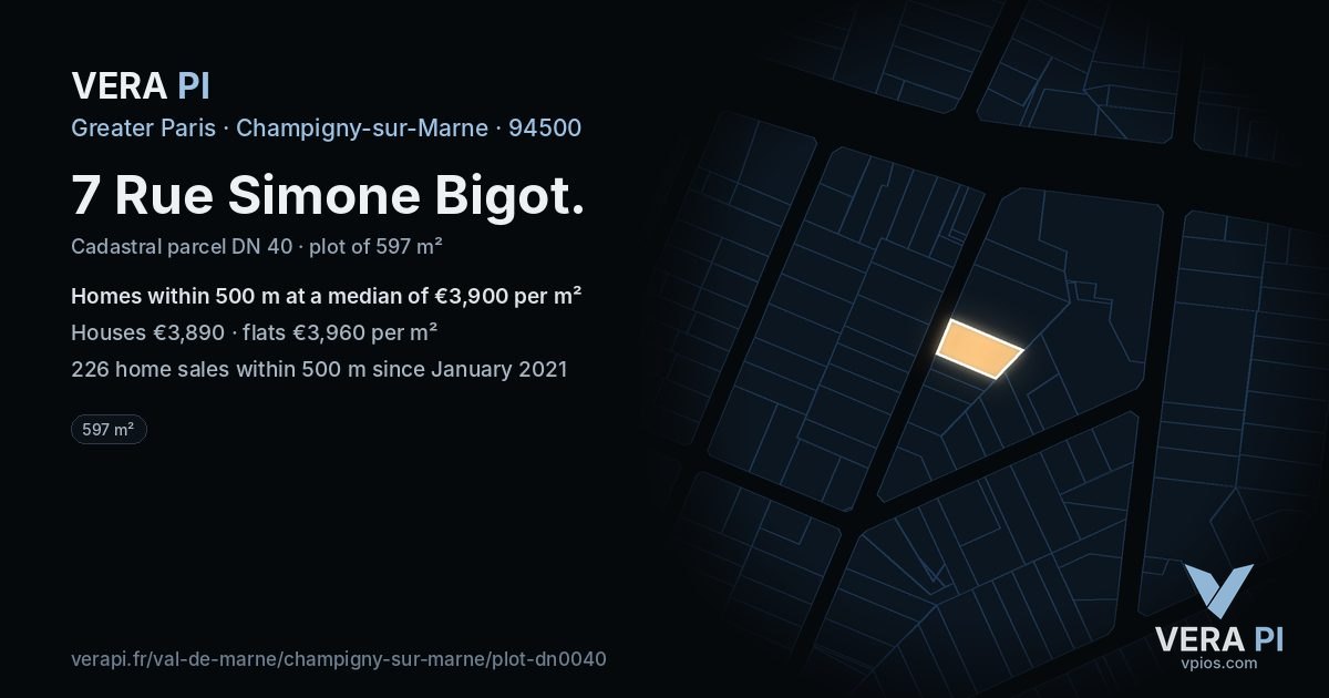 7 Rue Simone Bigot, Champigny-sur-Marne at night – the plot lit, the parcels around coloured by the prices near them