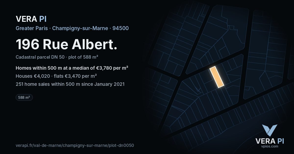 196 Rue Albert, Champigny-sur-Marne at night – the plot lit, the parcels around coloured by the prices near them