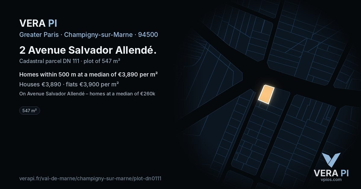 2 Avenue Salvador Allendé, Champigny-sur-Marne at night – the plot lit, the parcels around coloured by the prices near them