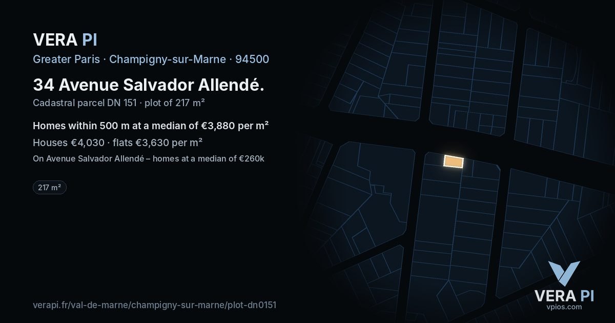 34 Avenue Salvador Allendé, Champigny-sur-Marne at night – the plot lit, the parcels around coloured by the prices near them
