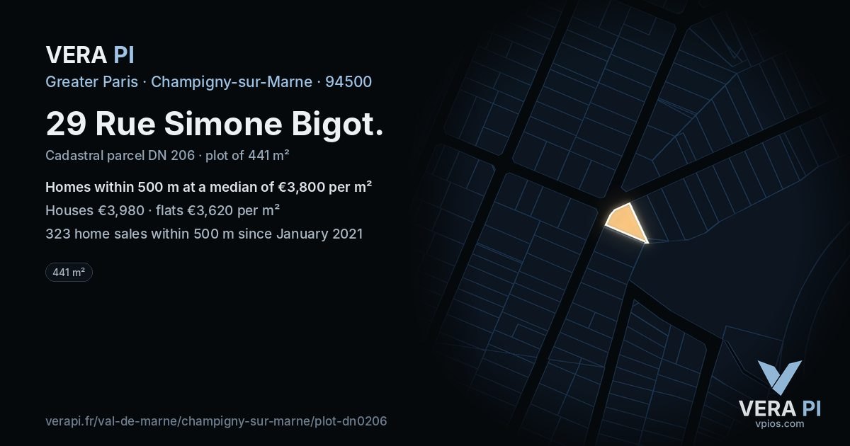 29 Rue Simone Bigot, Champigny-sur-Marne at night – the plot lit, the parcels around coloured by the prices near them