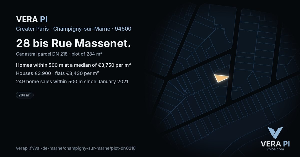 28 bis Rue Massenet, Champigny-sur-Marne at night – the plot lit, the parcels around coloured by the prices near them