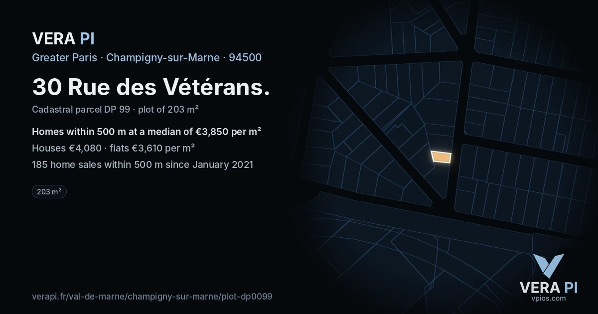 30 Rue des Vétérans, Champigny-sur-Marne at night – the plot lit, the parcels around coloured by the prices near them