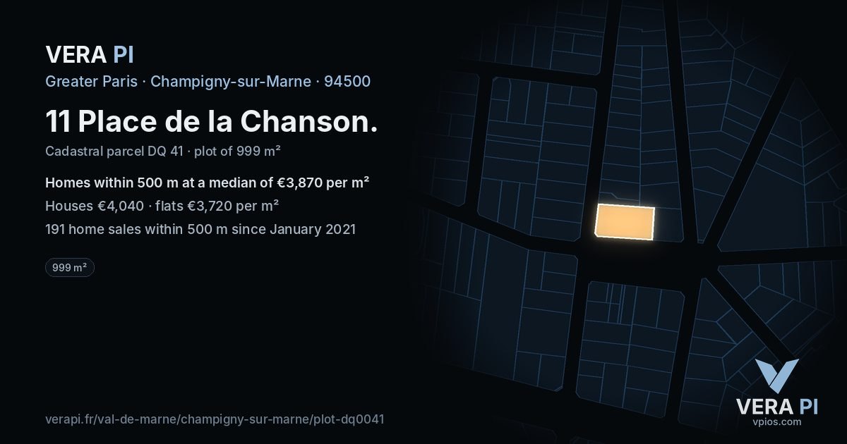11 Place de la Chanson, Champigny-sur-Marne at night – the plot lit, the parcels around coloured by the prices near them